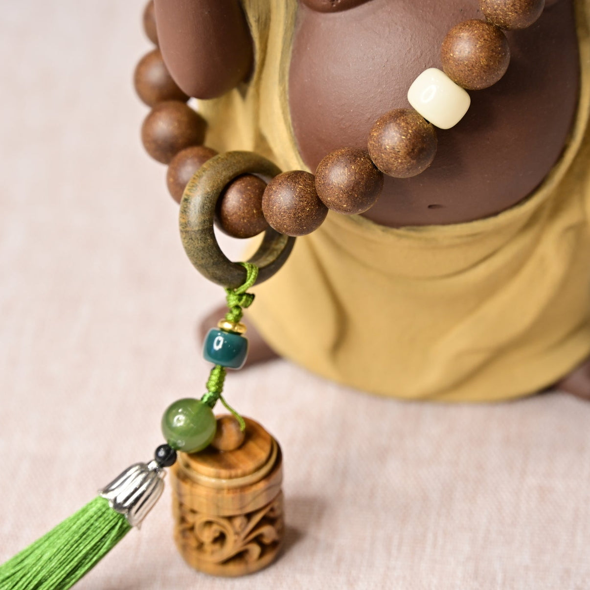 Handmade Herbal Wooden Bead Bracelet with Carved Tassel – Natural Aroma Relaxation Jewelry | songartisan
